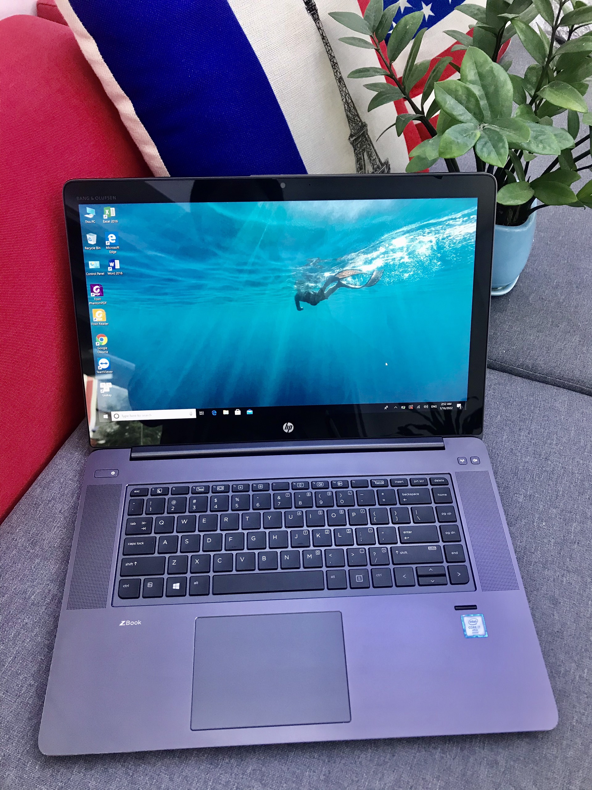 HP Zbook Studio G3 - Workstation mạnh mẽ - Si&ecirc;u mỏng